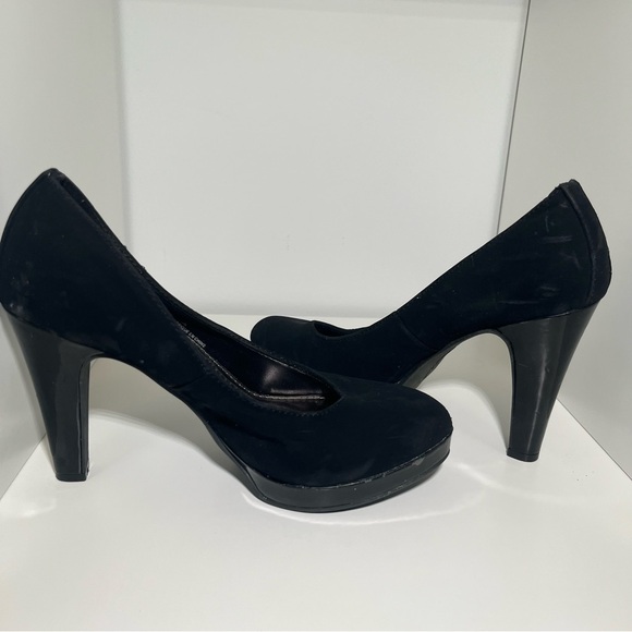 Black Suede Maurice’s Heels - Picture 3 of 7